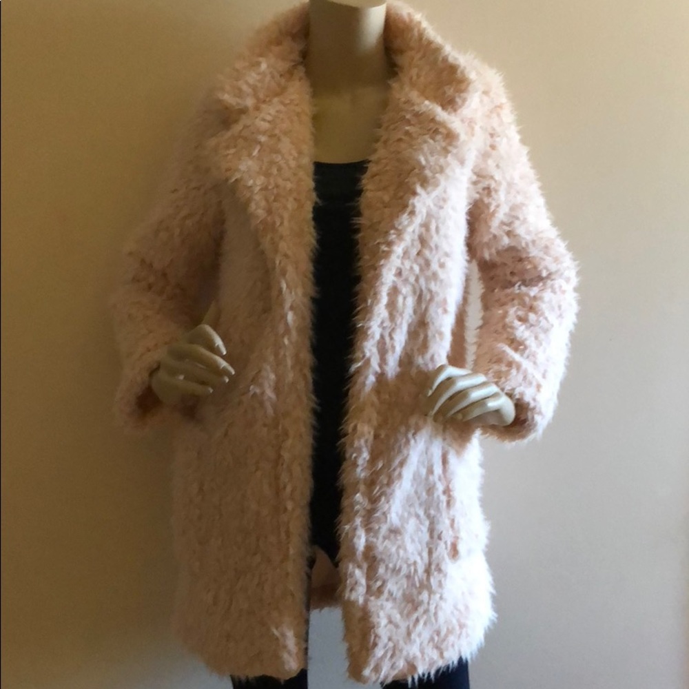 Last 1! BLUSH FAUX FUZZY PLUSH OPEN COAT! - Picture 6 of 8